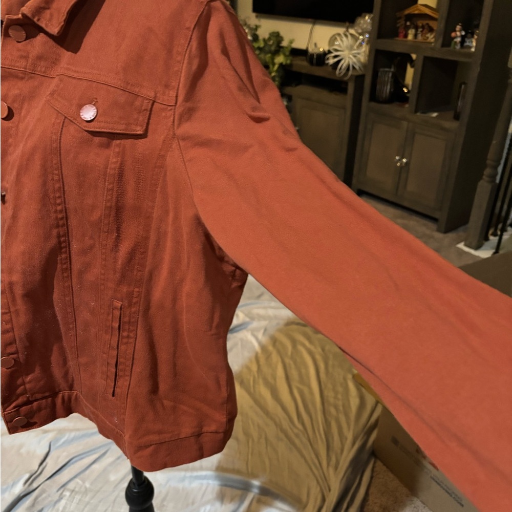 Belle by Kim Gravel Women's Rust Jean Jacket - Picture 5 of 6